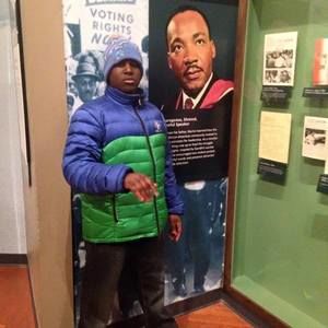 Meet your Posher, Demonte